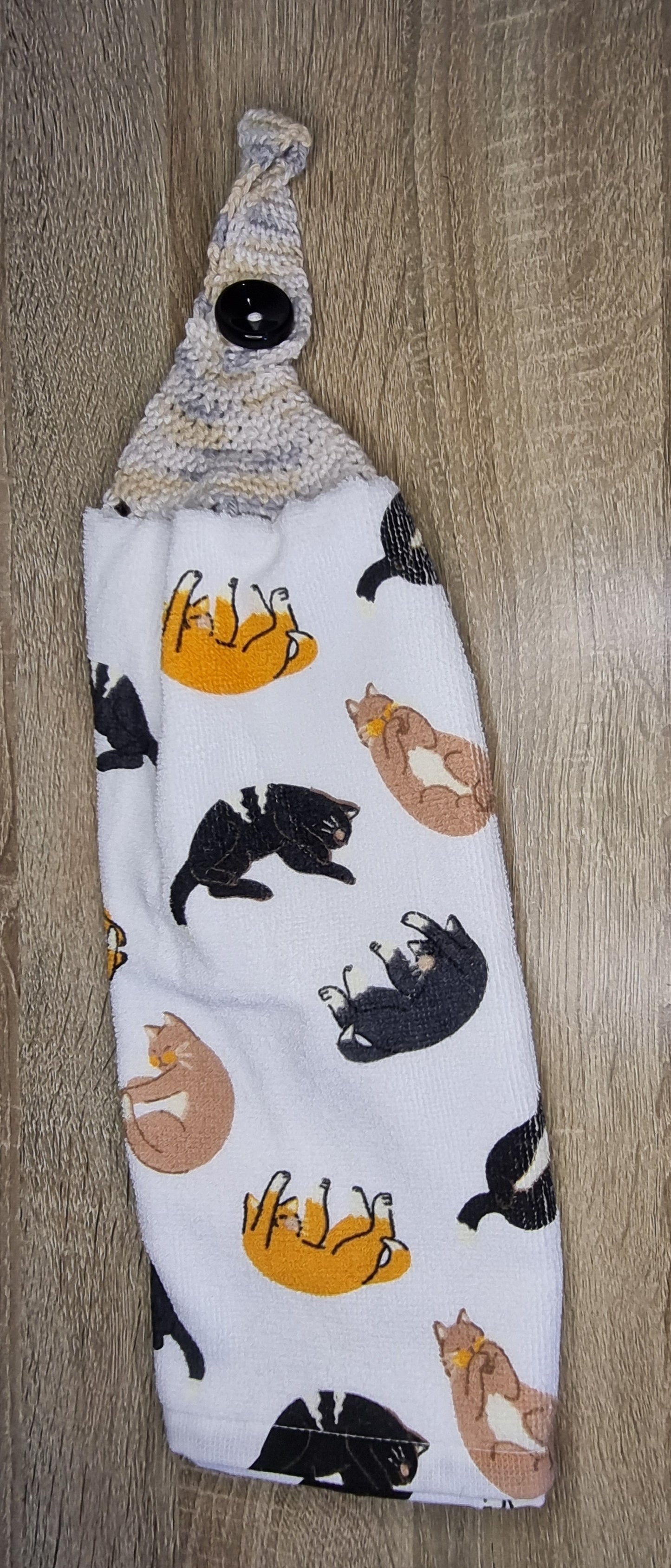 Cat hand towel