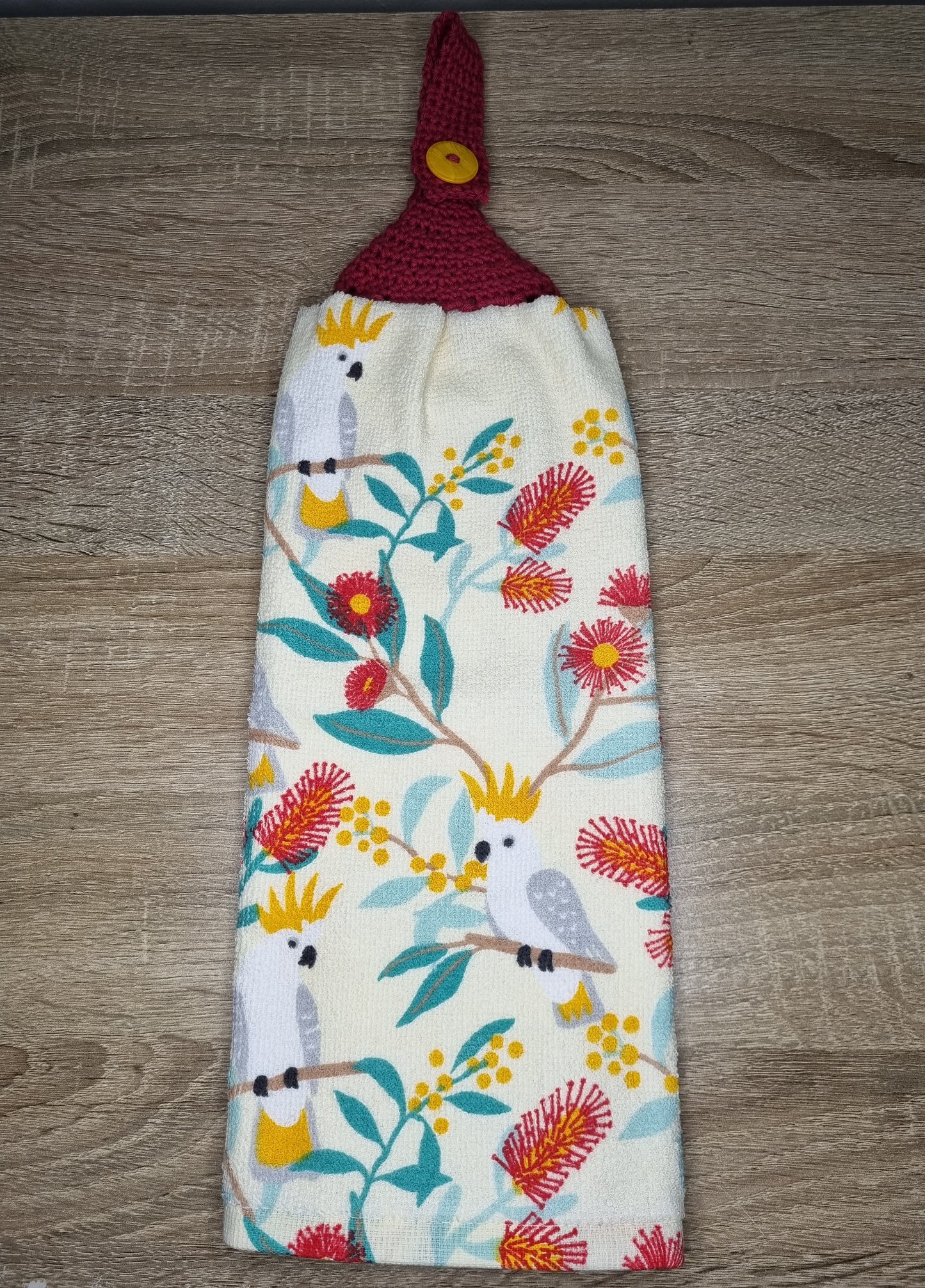 Cockatoo hand towel